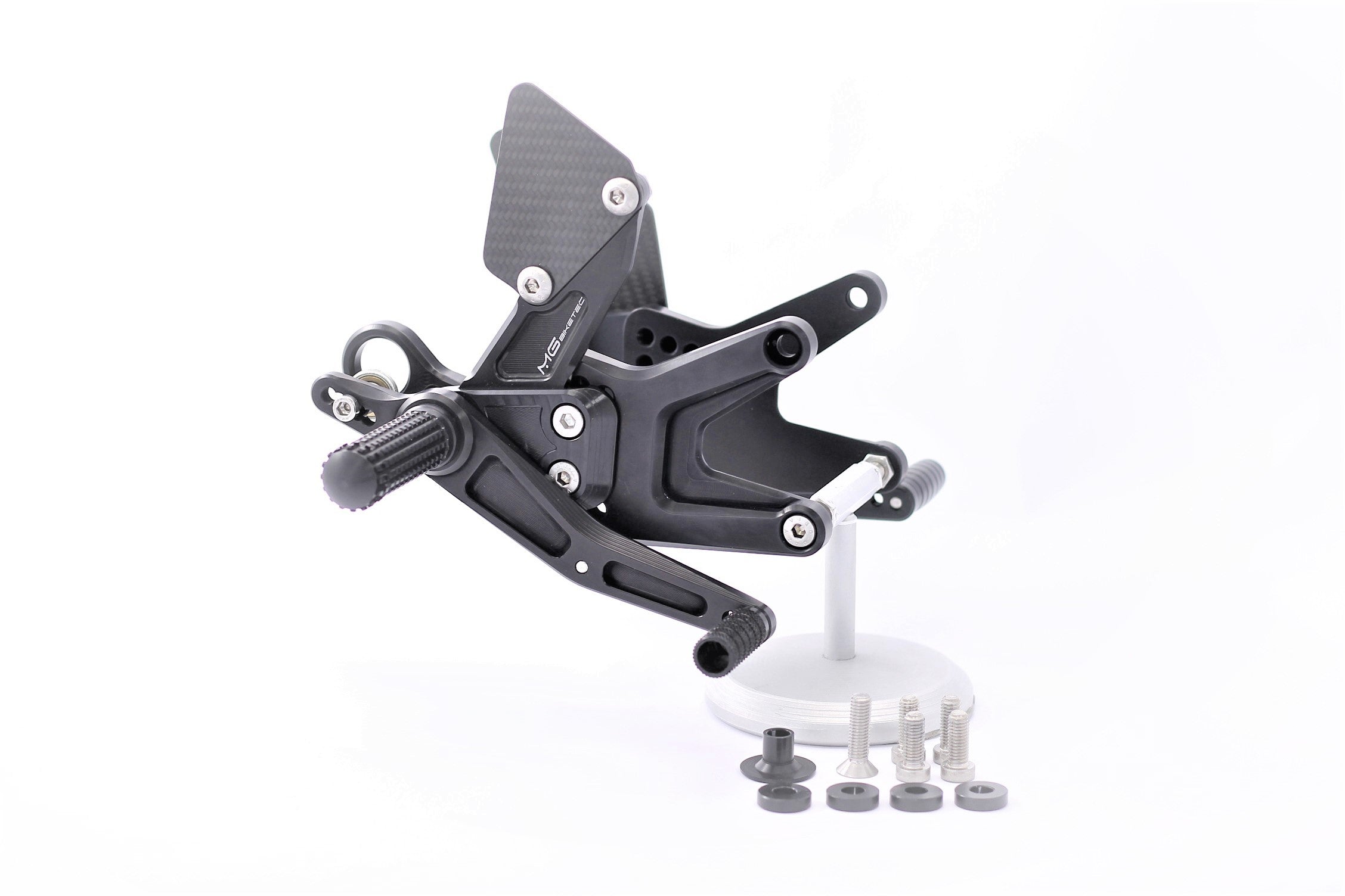 MG Biketec Fußrastenanlage mit ABE für Triumph Street Triple 765 RS / Moto2 2017 - 2022