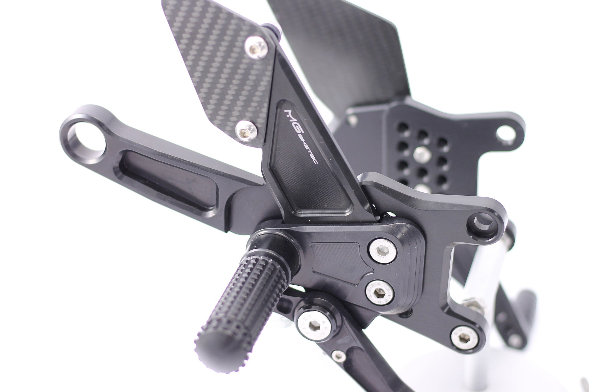 MG Biketec Fußrastenanlage mit ABE für Aprilia RSV4 2009 - 2016, Tuono 1100 2015 - 2016