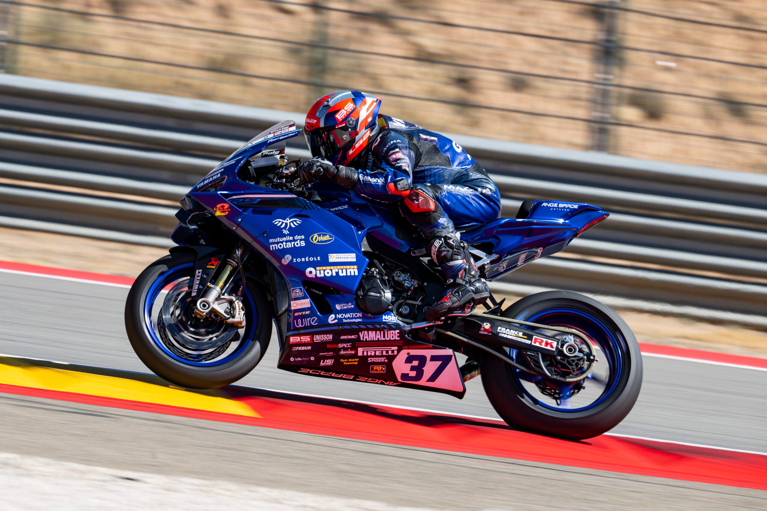 Yamaha R9 Rennverkleidung GMT94