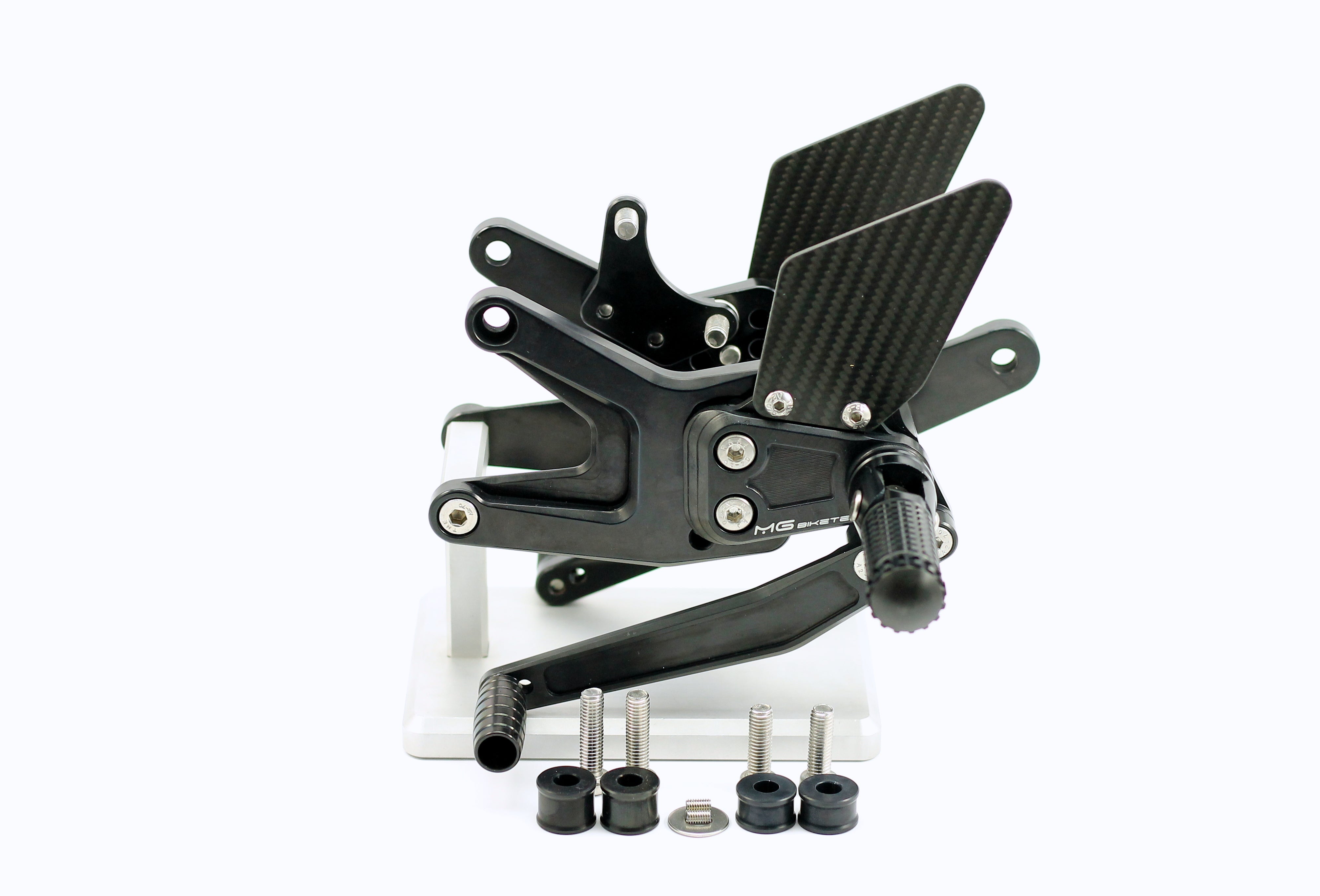 MG Biketec Fußrastenanlage mit ABE für Triumph Street Triple 765 RS / Moto2 Ab 2023