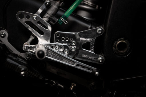 Racing Fußrastenanlage BMW S1000RR K66 (ab 2019) silber