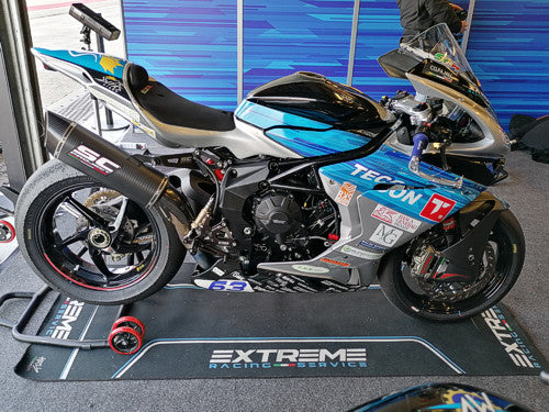 MV Agusta F3 800RR 2022–2023 mit PlasticBike Rennverkleidung, rechte Seite