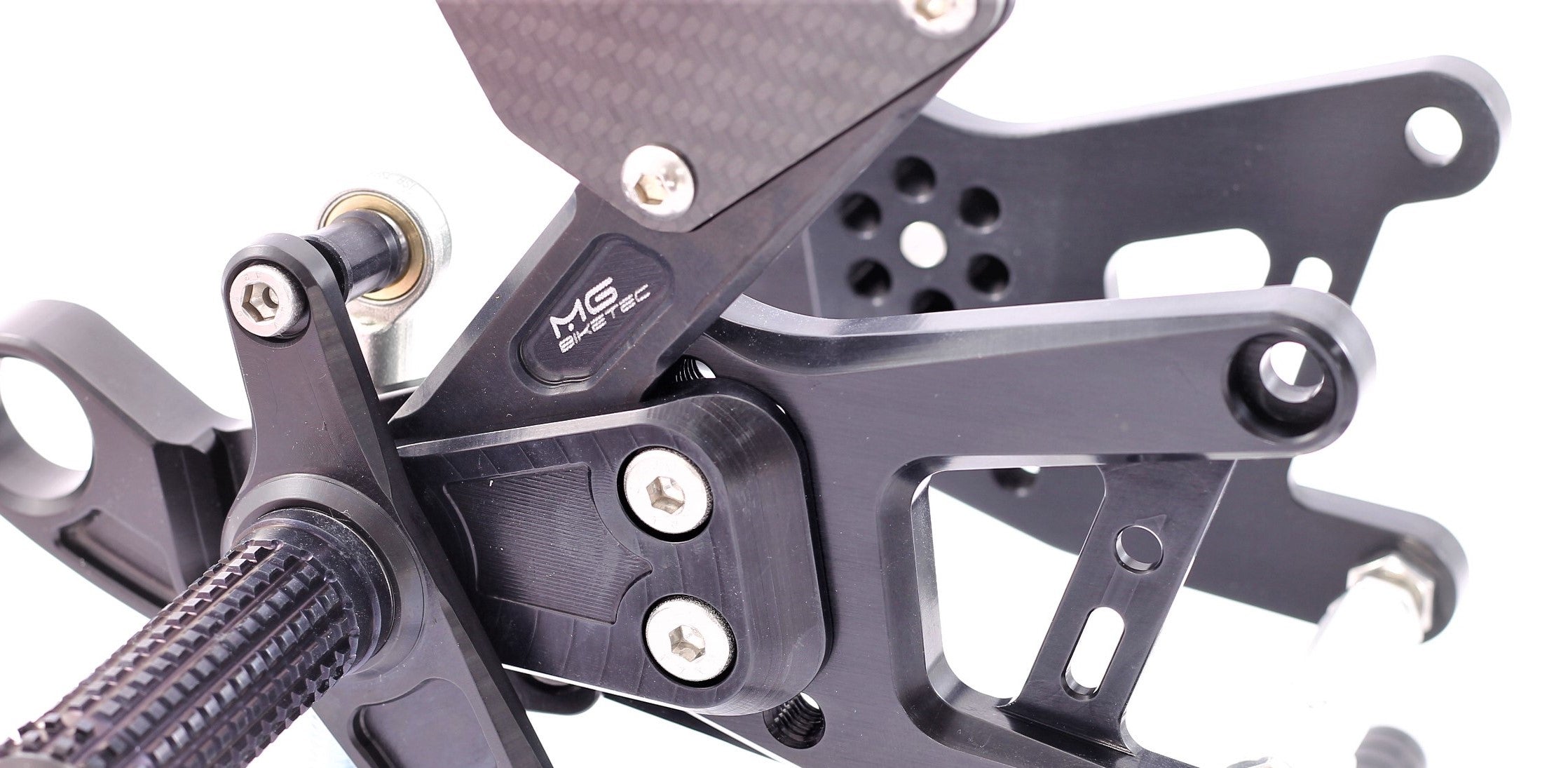 MG Biketec footrest system with ABE for Yamaha YZF-R6 RJ27
