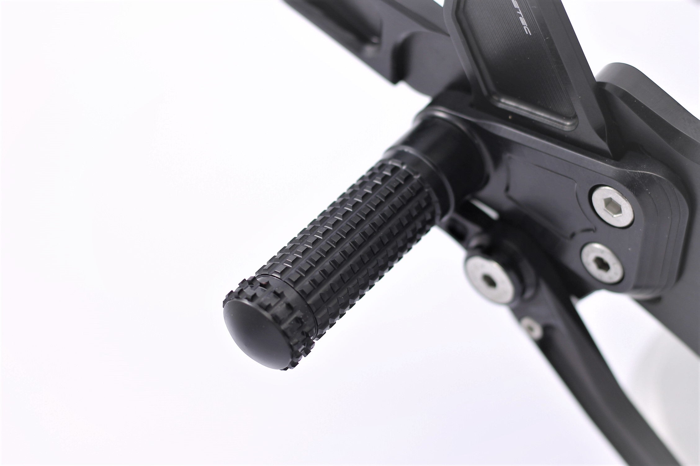 MG Biketec Fußrastenanlage mit ABE für Aprilia RSV4 2009 - 2016, Tuono 1100 2015 - 2016 