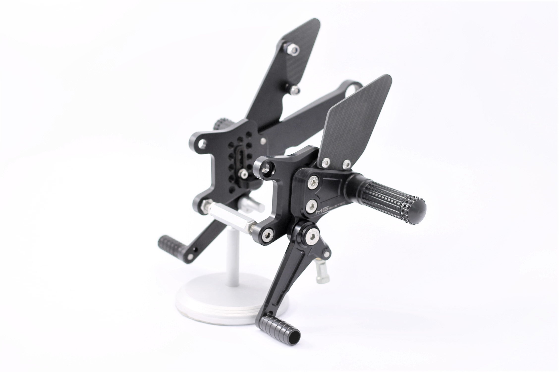 MG Biketec Fußrastenanlage mit ABE für Aprilia RSV4 2009 - 2016, Tuono 1100 2015 - 2016