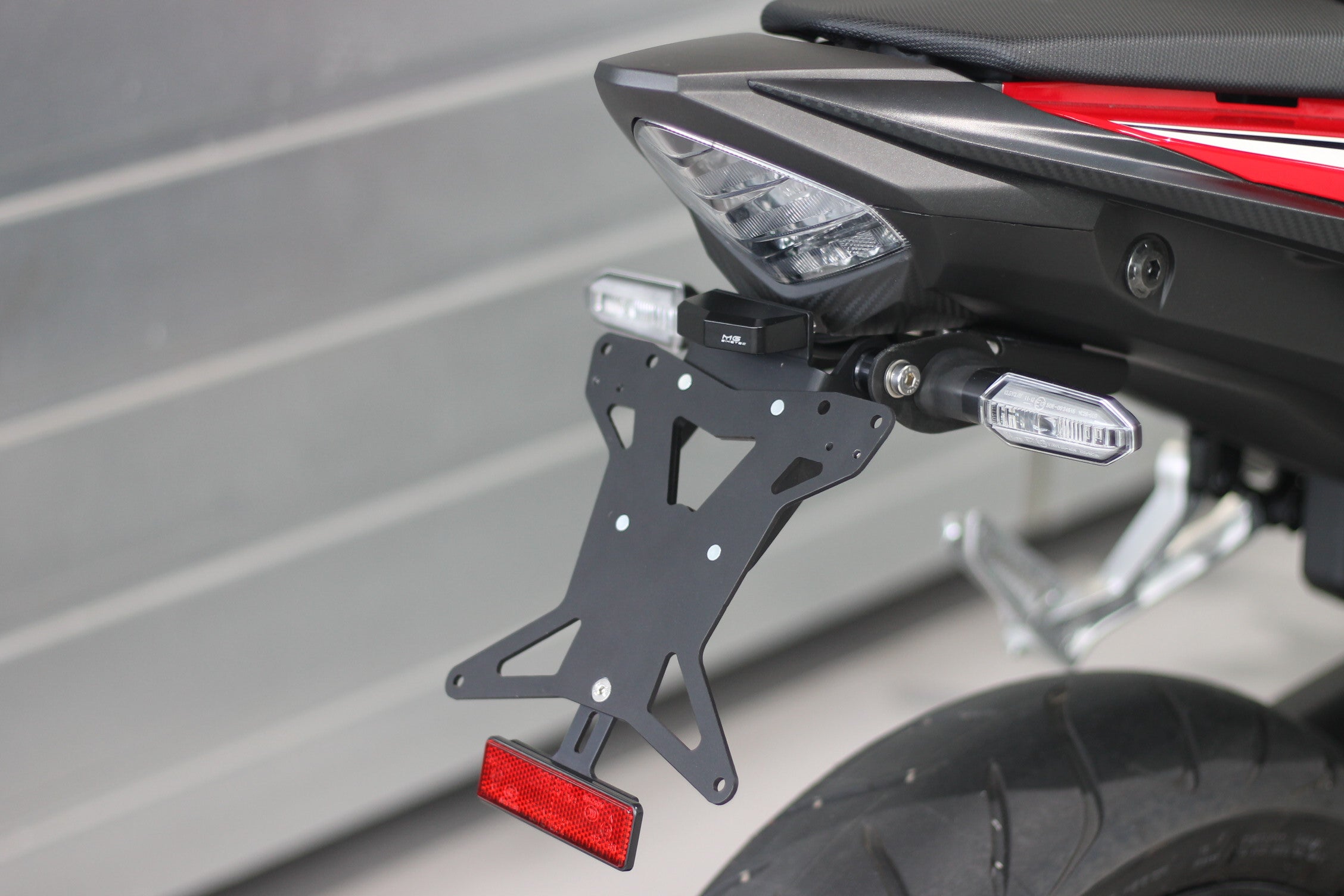 Kurzes Heck - Kennzeichenträger - Kennzeichenhalter