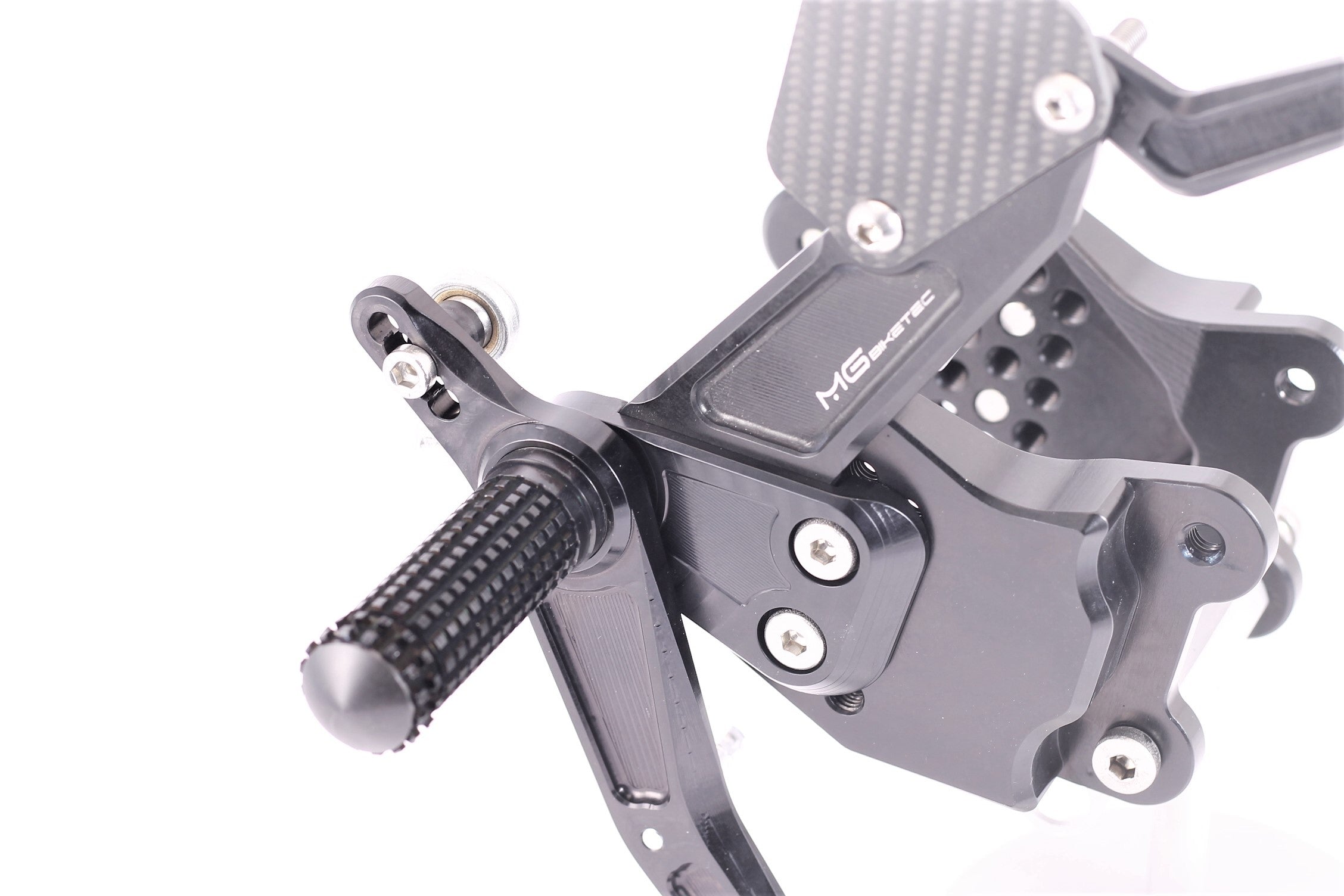 MG Biketec Fußrastenanlage mit ABE für Suzuki GSX-R1000 2009 - 2016