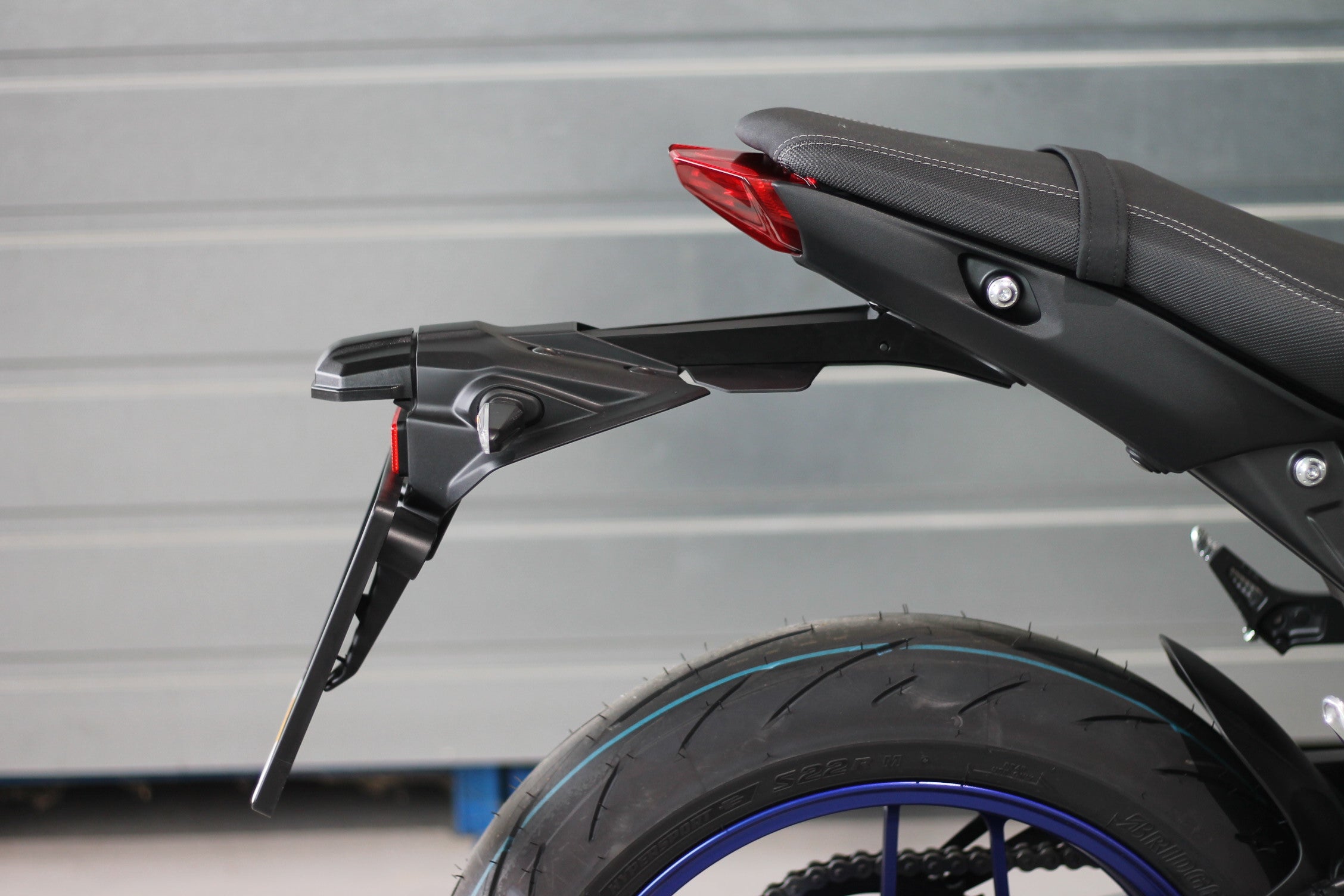 Kurzes Heck - Kennzeichenträger - Kennzeichenhalter